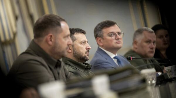 Ukraine's Head of the Office of the President Andriy Yermak, left, and Ukraine's now former Foreign Minister Dmytro Kuleba, second from right, listen as Ukraine's President Volodymyr Zelenskyy meets with U.S. Secretary of State Antony Blinken in Kyiv, Ukraine, Wednesday, Sept. 6, 2023. - Sputnik International