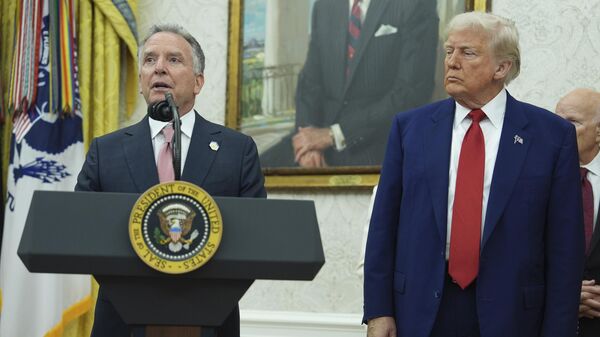 President Donald Trump, right, listens as White House special envoy Steve Witkoff, left, speaks during a swearing in ceremony for interim US Attorney General for the District of Columbia Jeanine Pirro, Wednesday, May 28, 2025, in the Oval Office of the White House in Washington - Sputnik International