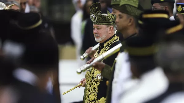 The 17th King of Malaysia, Sultan Ibrahim Iskandar, center, participates in his coronation at the National Palace in Kuala Lumpur, Malaysia, Saturday, July 20, 2024. - Sputnik International