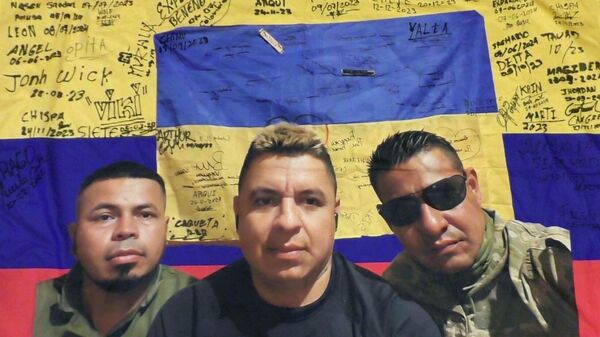 Russia's FSB detains Colombian nationals suspected of fighting for Ukraine against Russian Armed Forces as mercenaries - Sputnik International