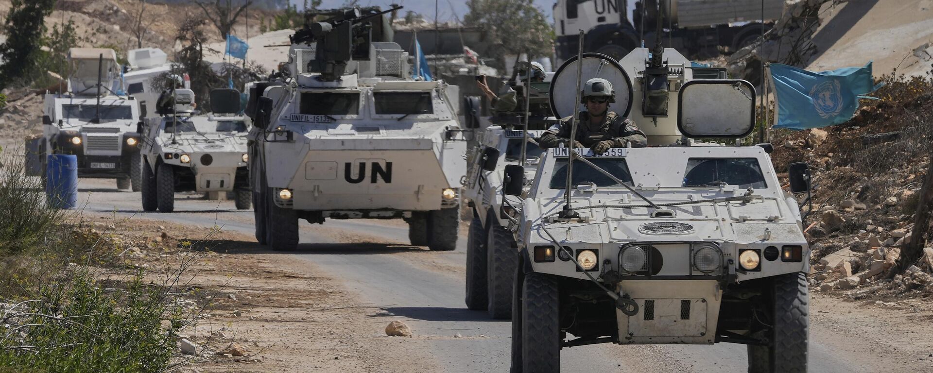 French U.N. peacekeepers patrol the Lebanese-Israeli border in the village of Houla, southern Lebanon, Wednesday, Aug. 20, 2025.  - Sputnik International, 1920, 17.09.2025