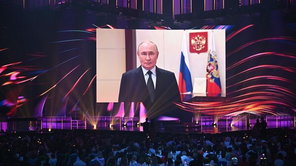 Russian President Vladimir Putin's video address to the participants of the Intervision International Music Competition in Moscow. - Sputnik International