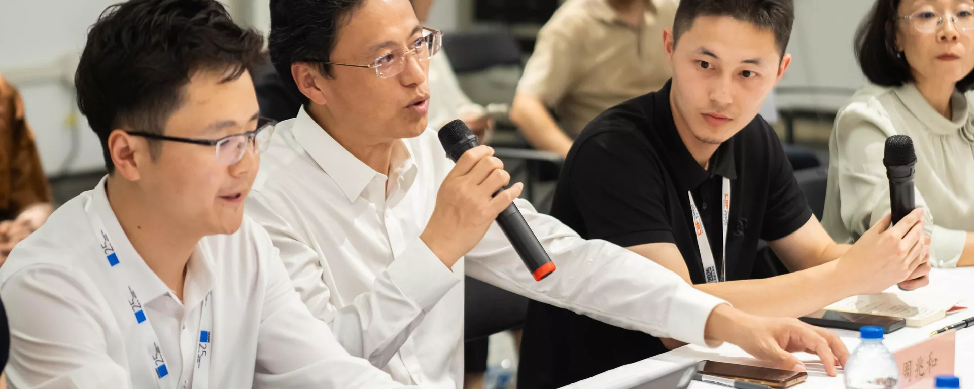 Perspectivas de cooperação comercial e econômica entre Rússia e China discutidas em Xangai - Sputnik International, 1920, 24.09.2025