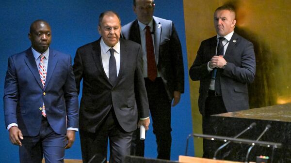 Russian Foreign Minister Sergey Lavrov heads to the stage for his address to the 80th Session of the United Nations General Assembly in New York, September 27, 2025. - Sputnik International