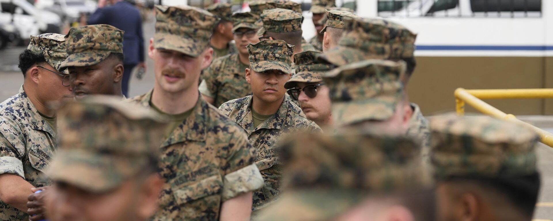 U.S. military take part in a joint drill with Panamanian troops at the Panama Canal during the visit of U.S. Defense Secretary Pete Hegseth to the Port of Rodman in West Panama, Tuesday, April 8, 2025.  - Sputnik International, 1920, 03.10.2025
