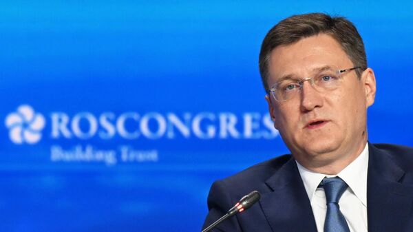 Russian Deputy Prime Minister Alexander Novak attends the Russian Energy Week forum. October 15, 2025 - Sputnik International