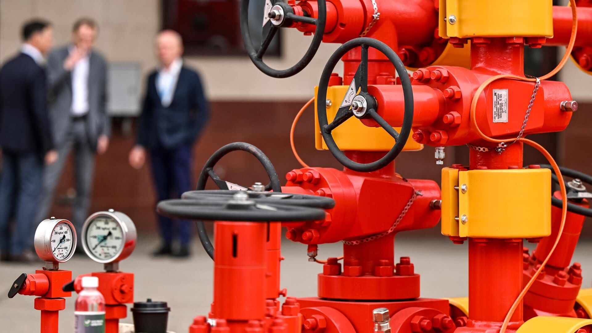 File photo. International exhibition Equipment and technologies for the oil and gas complex (Neftegaz-2025). File photo. International exhibition Equipment and technologies for the oil and gas complex (Neftegaz-2025). - Sputnik International, 1920, 16.10.2025