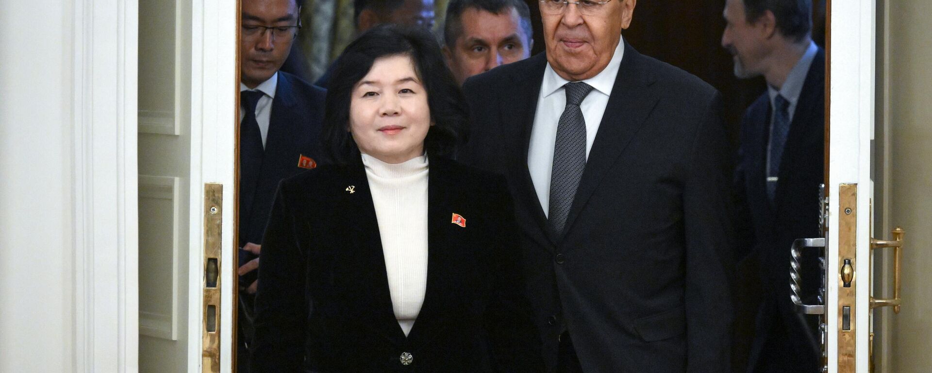 Russian Foreign Minister Sergey Lavrov and North Korean Foreign Minister Choe Son Hui - Sputnik International, 1920, 27.10.2025