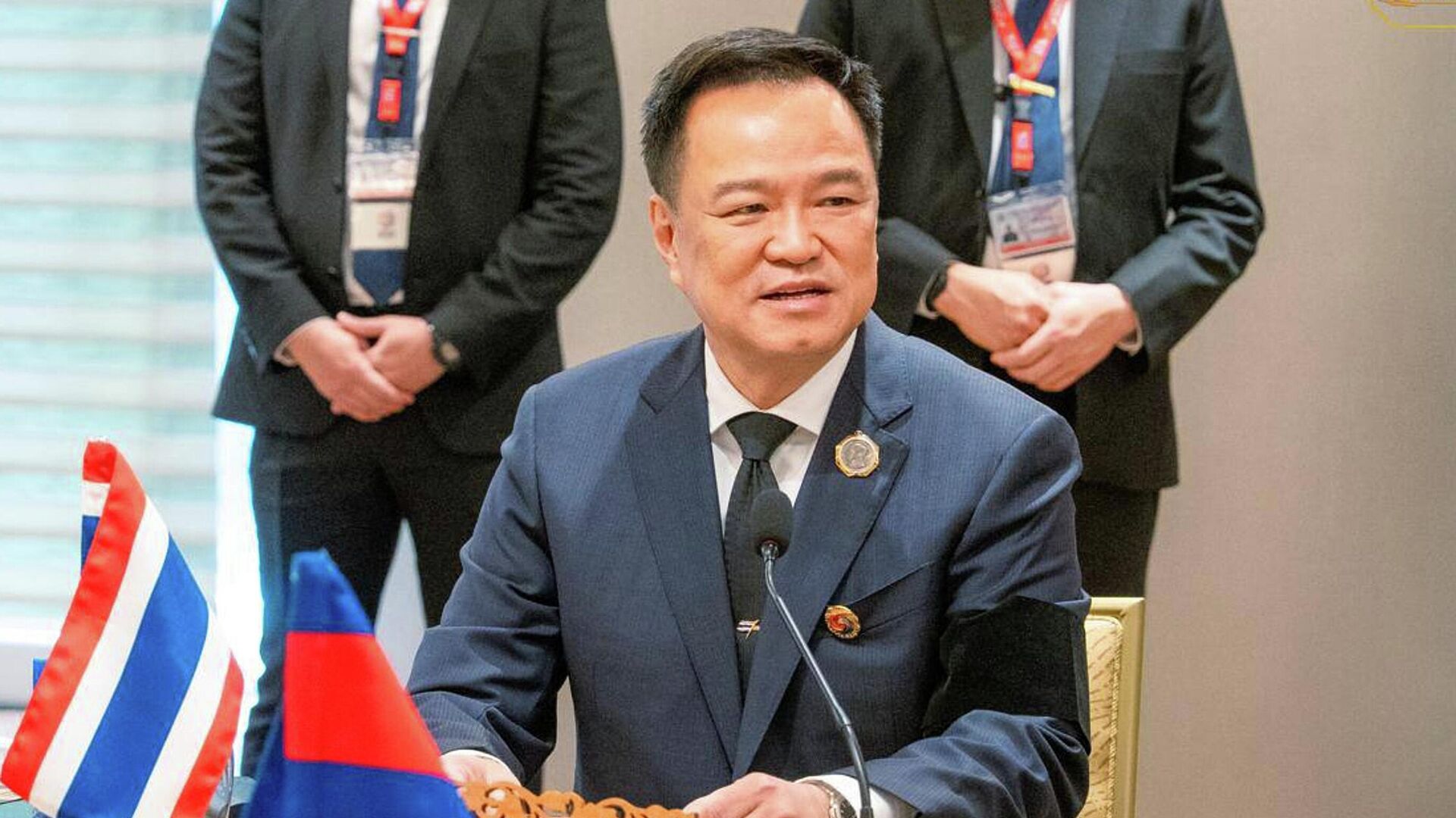 Thailand Prime Minister Anutin Charnvirakul attends a meeting with his Cambodian counterpart Prime Minister Hun Manet in Kuala Lumpur, Malaysia, Tuesday, Oct. 28, 2025. Thailand Prime Minister Anutin Charnvirakul attends a meeting with his Cambodian counterpart Prime Minister Hun Manet in Kuala Lumpur, Malaysia, Tuesday, Oct. 28, 2025. - Sputnik International, 1920, 10.11.2025