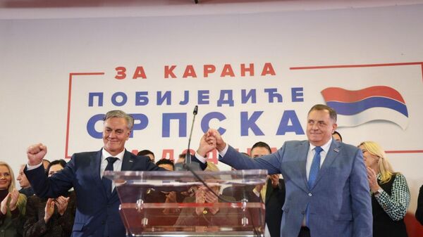Milorad Dodik and Sinisa Karan - Sputnik International