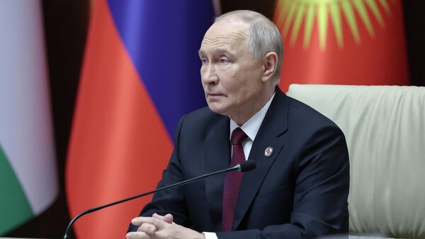 Russian President Vladimir Putin during an expanded meeting of the CSTO Collective Security Council - Sputnik International