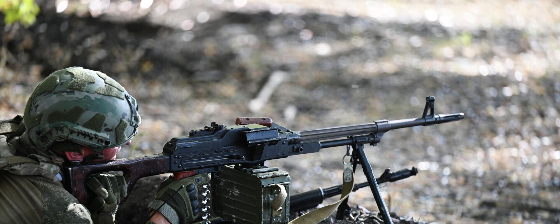  A Russian serviceman  is seen destroying Ukrainian targets in the special military operation zone. File photo - Sputnik International, 1920, 19.12.2025