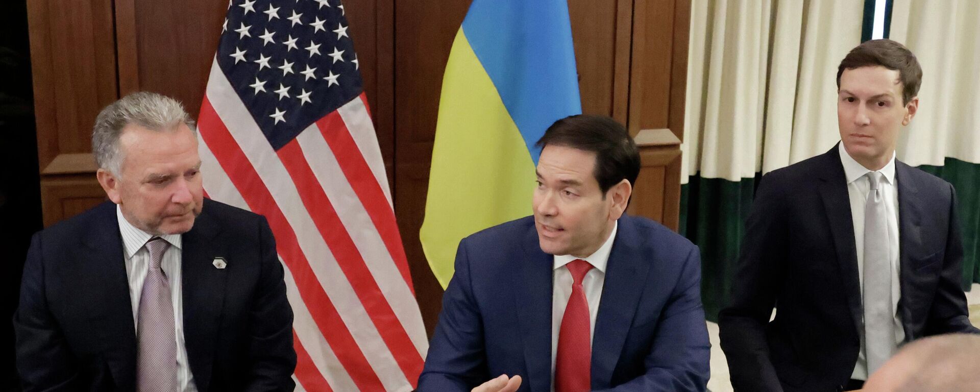 Special Envoy Steve Witkoff, left, Secretary of State Marco Rubio, center, and Jared Kushner attend a meeting with Ukrainian officials Sunday, Nov. 30, 2025, in Hallandale Beach, Fla.  - Sputnik International, 1920, 01.12.2025