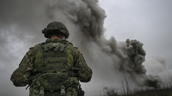 A Russian serviceman near Krasnoarmeysk - Sputnik International