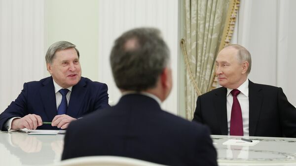 Russian President Vladimir Putin with Special Envoy Steven Witkoff - Sputnik International