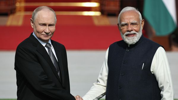 Russian President Vladimir Putin and Indian Prime Minister Narendra Modi - Sputnik International