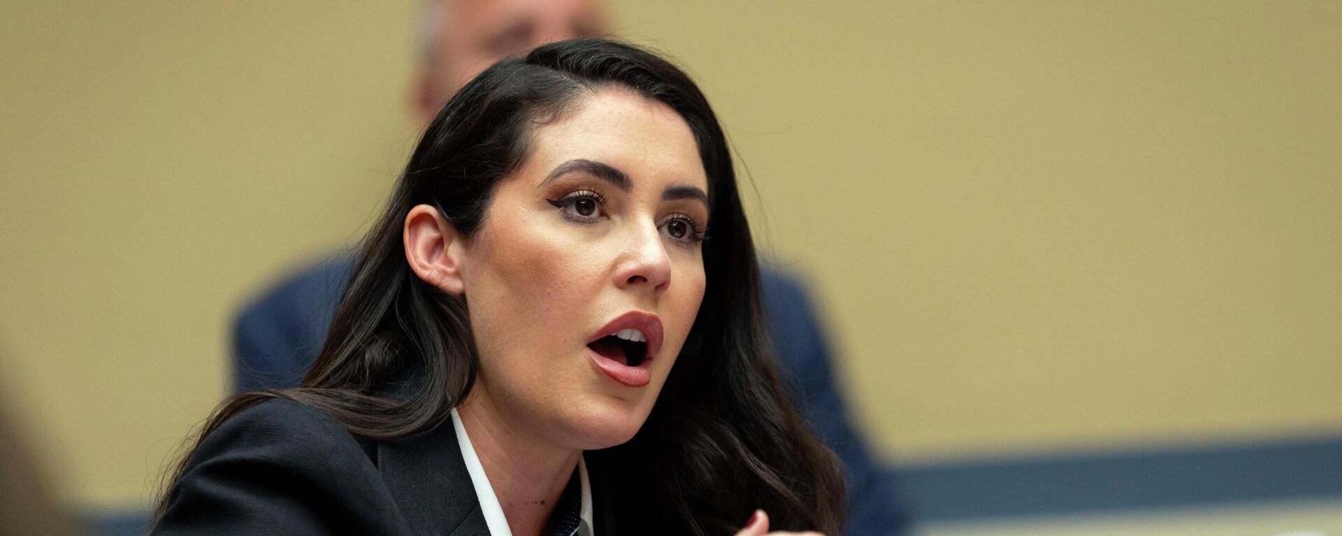 Rep. Anna Paulina Luna, R-Fla., speaks in front a House Committee on Oversight and Accountability hearing Capitol Hill in Washington, Nov. 19, 2024. - Sputnik International, 1920, 08.12.2025