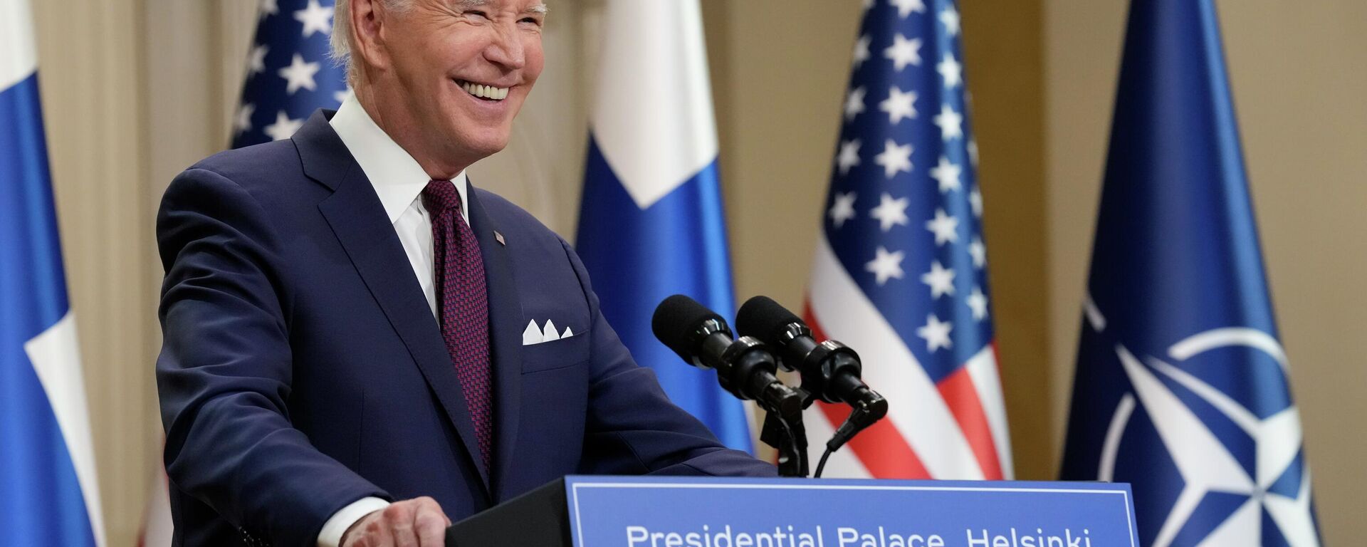President Joe Biden smiles during a news conference with Finland's President Sauli Niinisto at the Presidential Palace in Helsinki, Finland, Thursday, July 13, 2023.  File photo. - Sputnik International, 1920, 11.12.2025