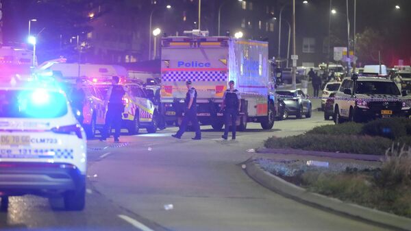Police cordon off an area at Bondi Beach after a reported shooting in Sydney. - Sputnik International
