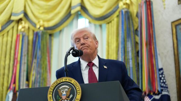 President Donald Trump speaks during a Mexican Border Defense Medal presentation in the Oval Office of the White House, Monday, Dec. 15, 2025, in Washington - Sputnik International