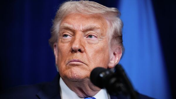 President Donald Trump attends a joint news conference with Ukraine's Zelensky - Sputnik International