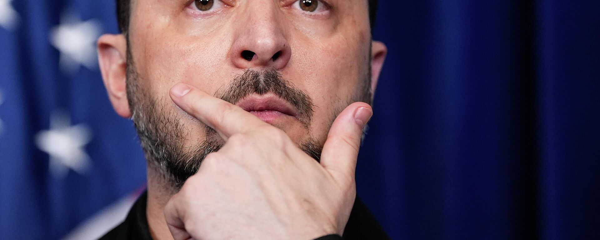 Ukraine's Zelensky speaks during a joint news conference with President Donald Trump following a meeting at Trump's Mar-a-Lago club, Sunday, Dec. 28, 2025, in Palm Beach, Fla.  - Sputnik International, 1920, 31.12.2025