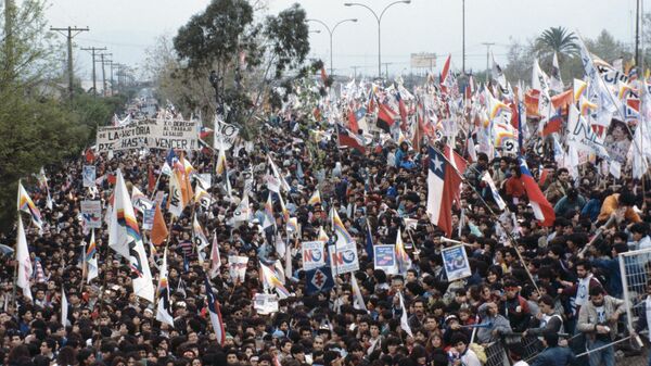 Professor Peter Kuznick- Latin America’s tragic tradition of betraying its leaders - Sputnik International