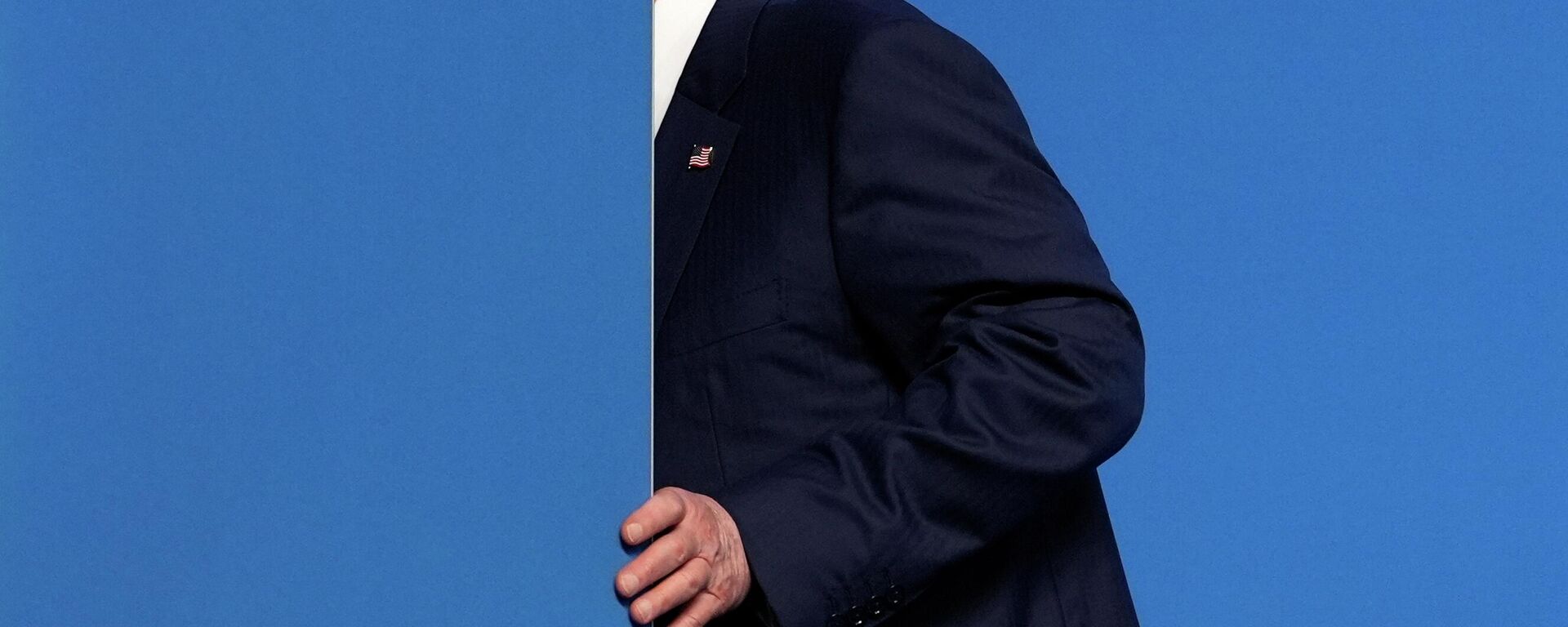 President Donald Trump leaves after a media conference at the end of the NATO summit in The Hague, Netherlands, Wednesday, June 25, 2025. - Sputnik International, 1920, 01.04.2026