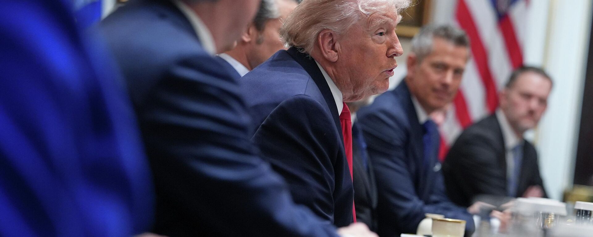 President Donald Trump speaks during a cabinet meeting at the White House, Thursday, Jan. 29, 2026, in Washington. - Sputnik International, 1920, 29.01.2026