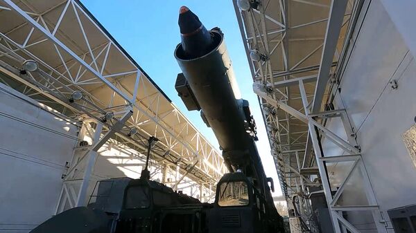 The launch of a Yars intercontinental ballistic missile during a strategic nuclear forces exercise involving their ground, naval, and air components at the Plesetsk State Test Cosmodrome, Russia. - Sputnik International