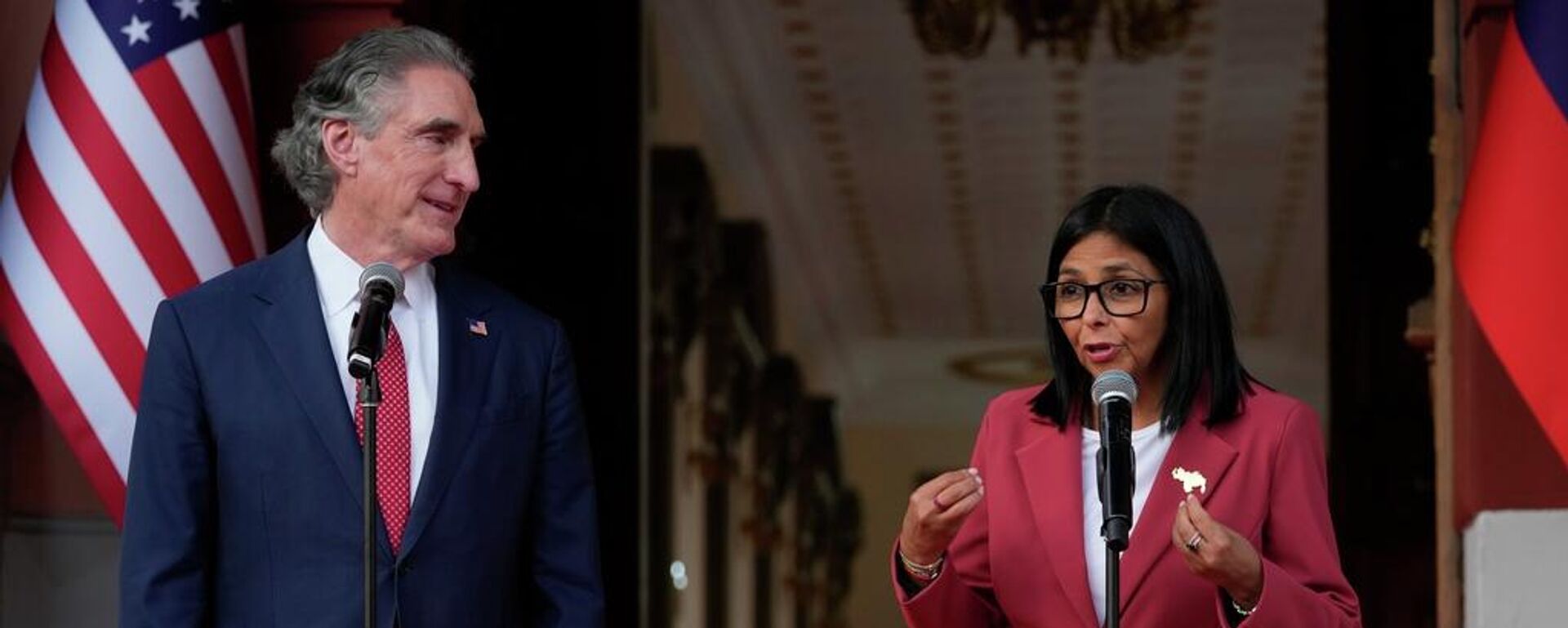 Venezuela's acting President Delcy Rodriguez with US Interior Secretary Doug Burgum at Miraflores presidential palace in Caracas, Venezuela - Sputnik International, 1920, 05.03.2026