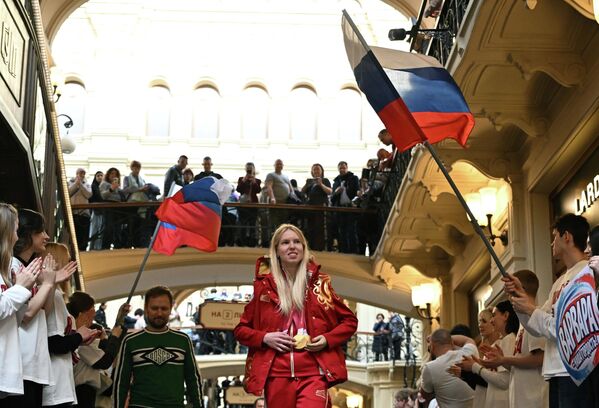 Two-time Olympic champion and silver and bronze medalist at the 2026 Paralympic Games Varvara Voronchikhina during a ceremony honoring Russian athletes at GUM. - Sputnik International