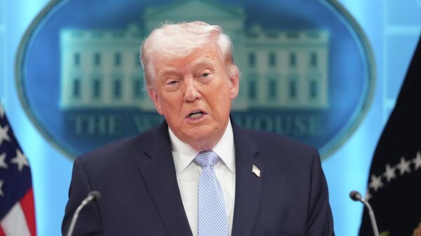 President Donald Trump speaks with reporters in the James Brady Press Briefing Room at the White House, Monday, April 6, 2026, in Washington - Sputnik International