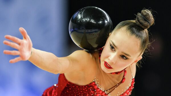 Rus Ritmik Jimnastikçiler Dünya Kupası'nda Dört Madalya ile Parladı