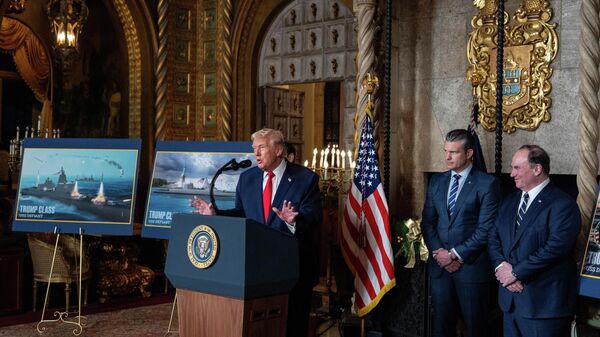 US President Donald Trump, Defense Secretary Pete Hegseth, and Secretary of Navy John Phelan, presenting the US Golden Fleet initiative - Sputnik International