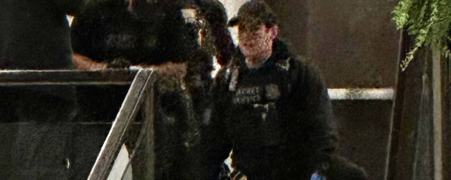 Members of law enforcement control shooting suspect Cole Tomas Allen during the White House Correspondents Dinner, Saturday, April 25, 2026, in Washington.  - Sputnik International, 1920, 26.04.2026