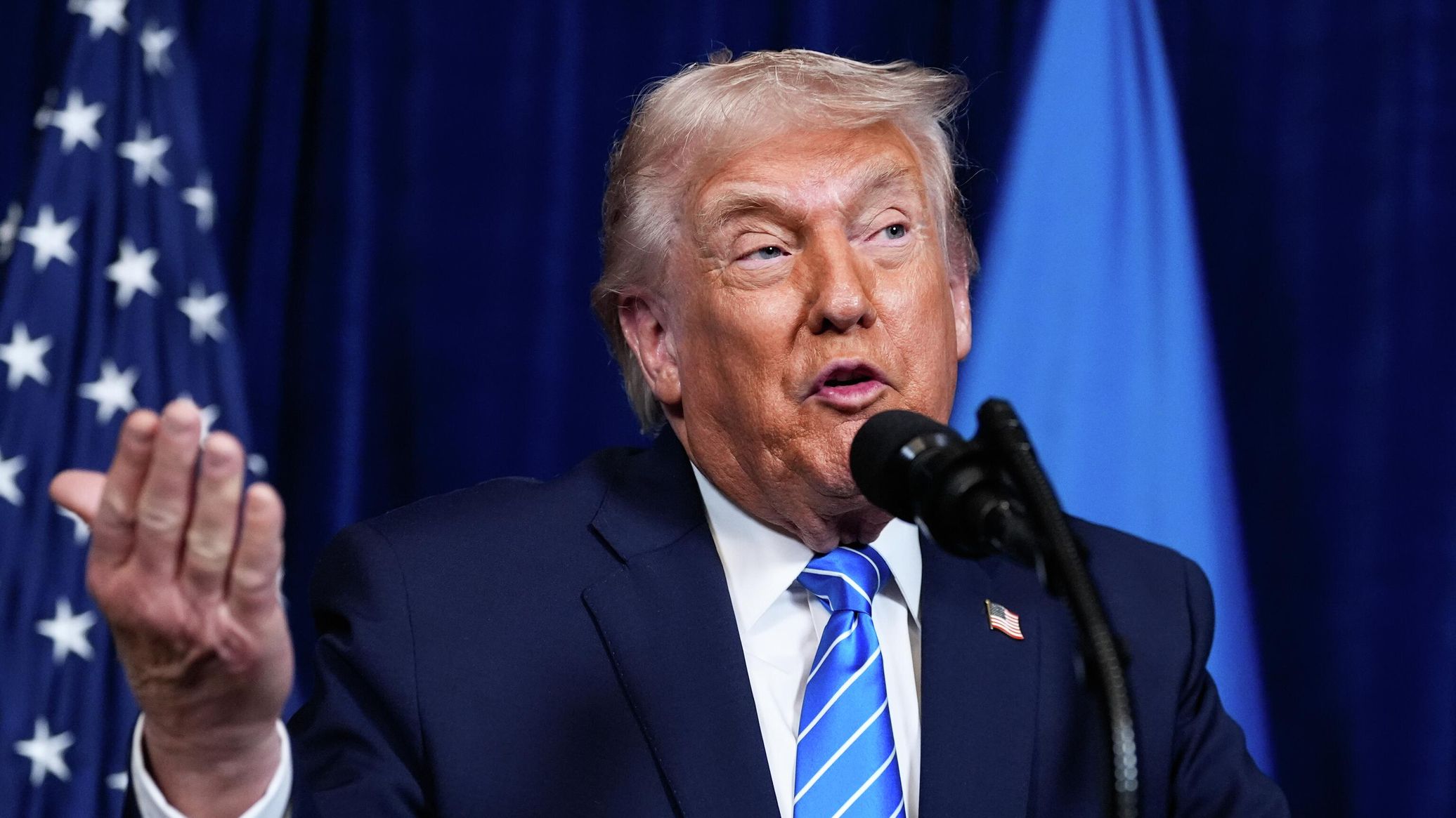 Trump Says US Sells No Weapons to Ukraine