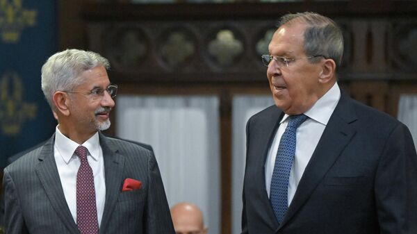 Russian Foreign Minister Sergey Lavrov (right) and Indian External Affairs Minister Subrahmanyam Jaishankar - Sputnik International