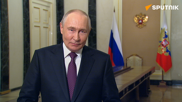 Video address to the Chinese media and social media ahead of the Russian president’s official visit to China - Sputnik International