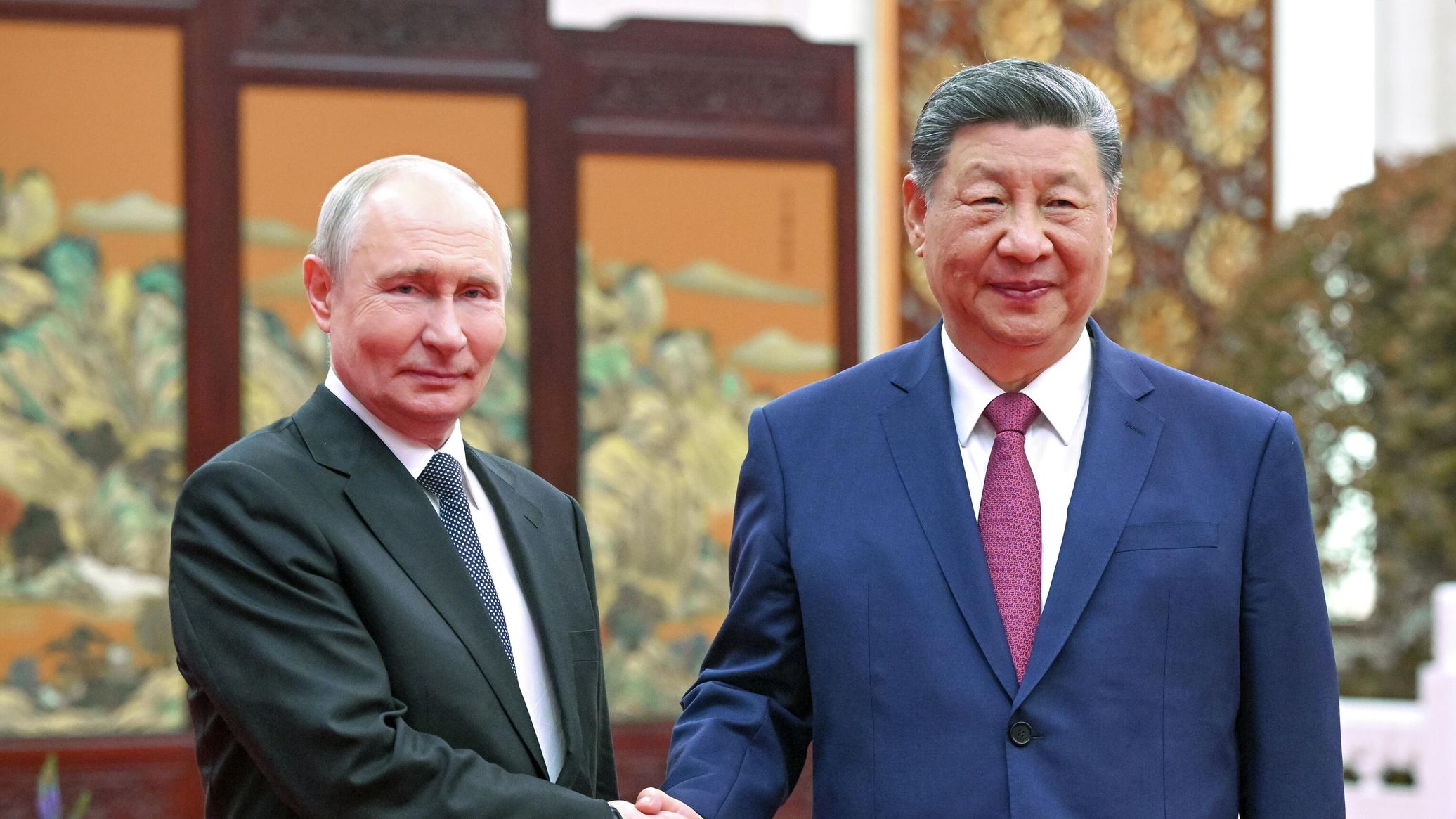 Putin Holds Meeting With Xi Jinping in Bishkek