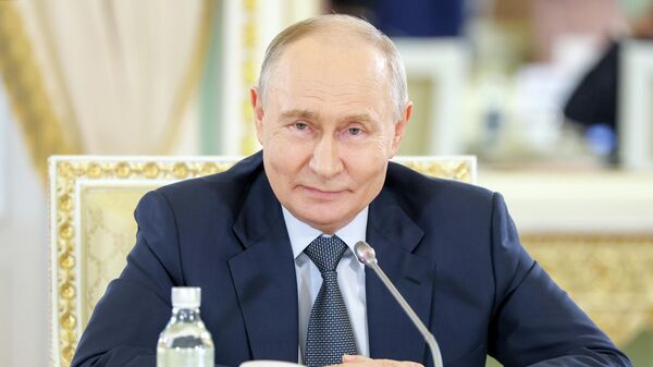 Russian President Vladimir Putin holds a meeting with heads of foreign media agencies. June 4, 2026 - Sputnik International