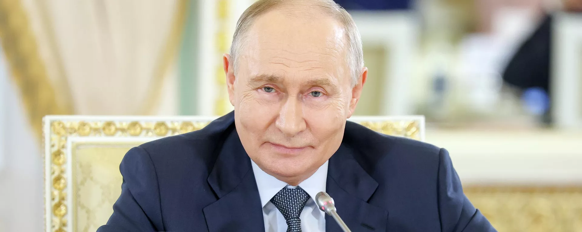 Le président russe Vladimir Poutine rencontre les dirigeants des agences de presse étrangères. 4 juin 2026 - Sputnik International, 1920, 04.06.2026