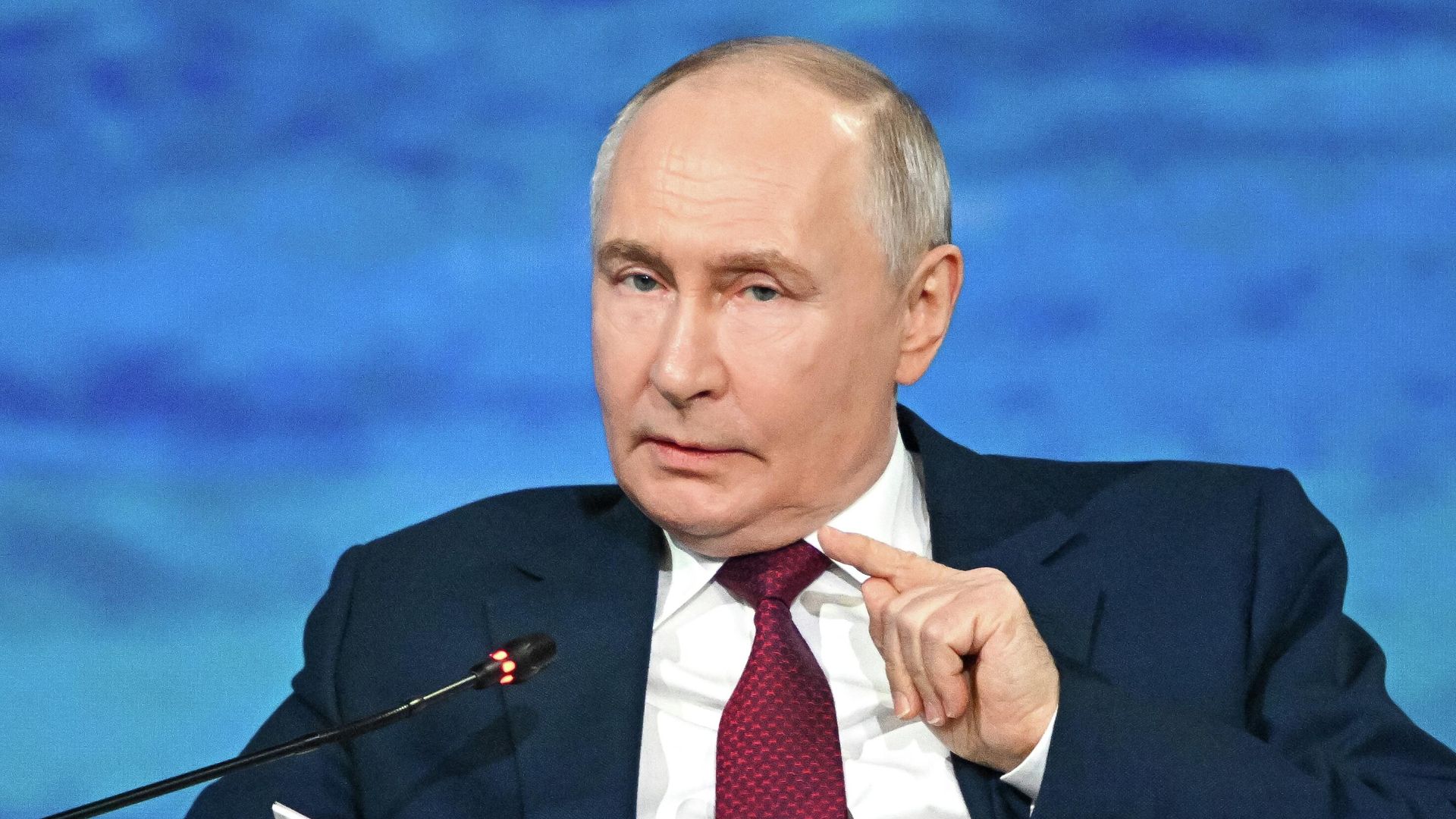 President Vladimir Putin at the St. Petersburg International Economic Forum. June 5, 2026. - Sputnik International, 1920, 11.08.2026