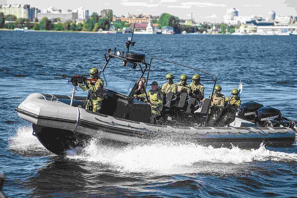 Russia’s BK-10 high-speed assault boat - Sputnik International