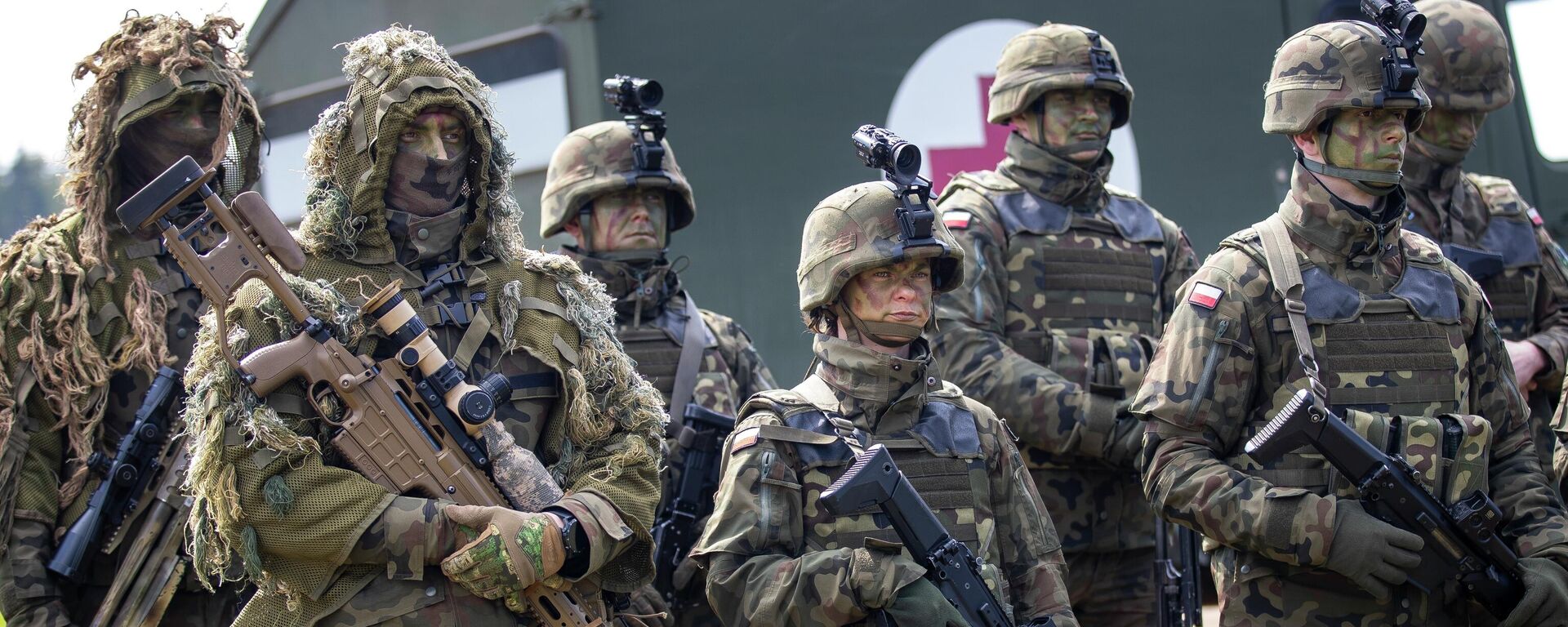 Polish Army soldiers take part in a Lithuanian-Polish Brave Griffin 24/II military exercise near the Suwalki Gap near the Polish border at the Dirmiskes village, in Lithuania on Friday, April 26, 2024. - Sputnik International, 1920, 17.06.2026