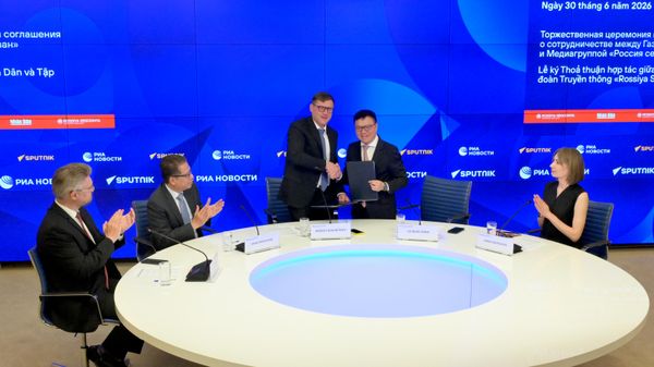 Rossiya Segodnya Signs Partnership Deal With Vietnamese Newspaper