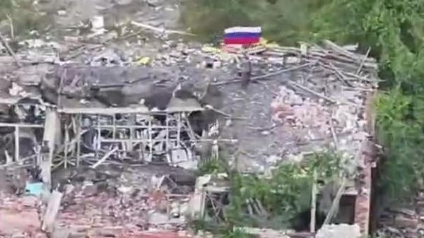 Konstantinovka Takeover Key to Donbass Liberation – Medvedev