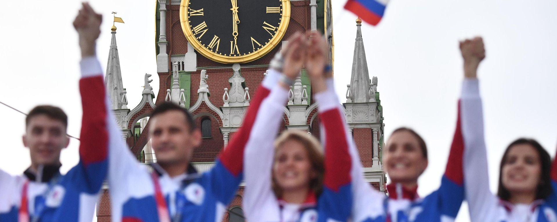 Russian athletes, members of the Russian national team, at a concert after the Summer Olympics in Tokyo, in Moscow's Red Square - Sputnik International, 1920, 23.07.2026