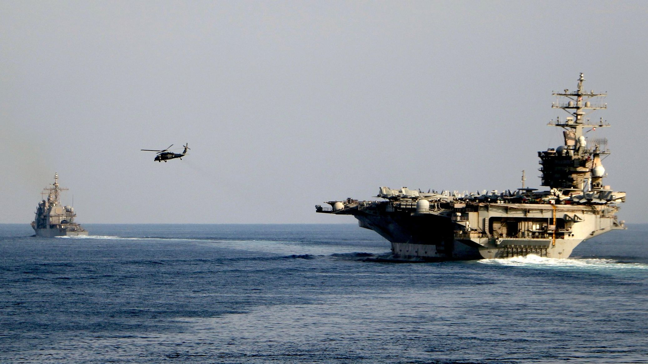 CENTCOM Chief Proposes Halting Strikes in Strait of Hormuz - Reports