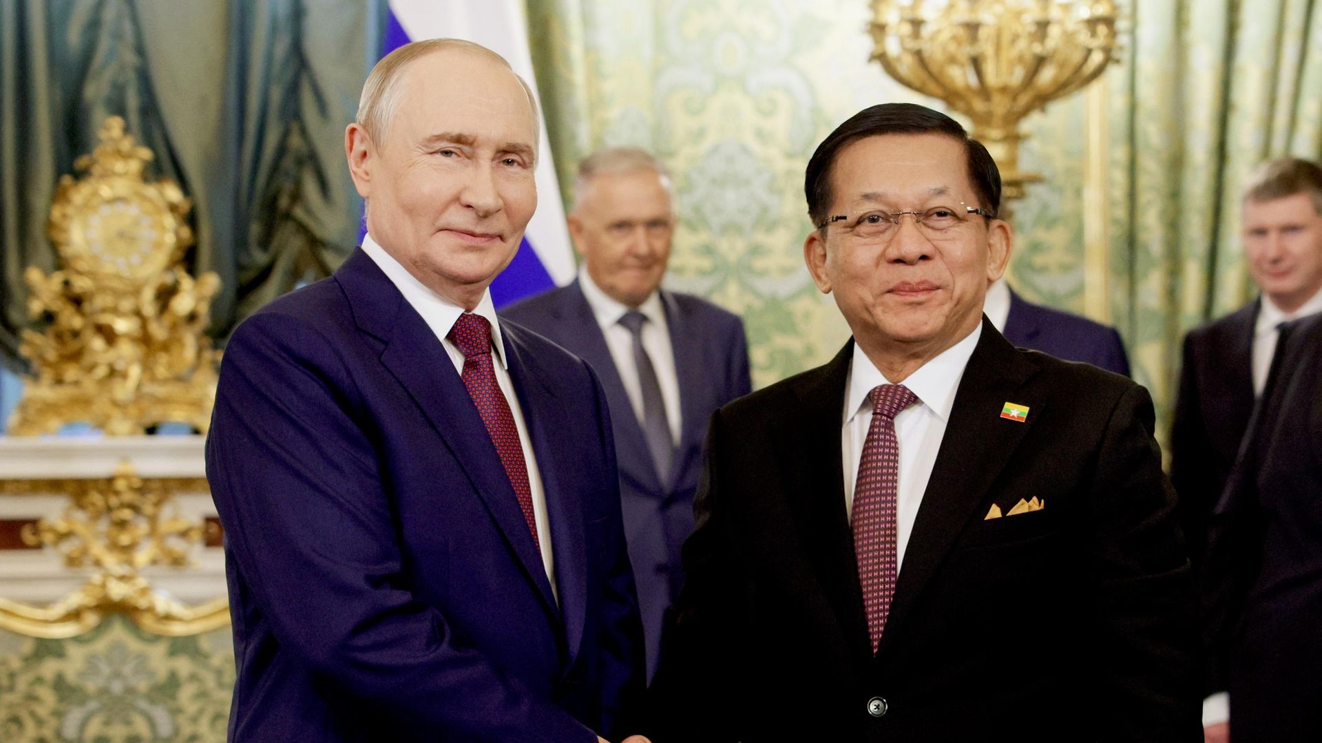 Russian President Vladimir Putin and Myanmar President Min Aung Hlaing in Moscow Russian President Vladimir Putin and Myanmar President Min Aung Hlaing in Moscow - Sputnik International, 1920, 18.08.2026
